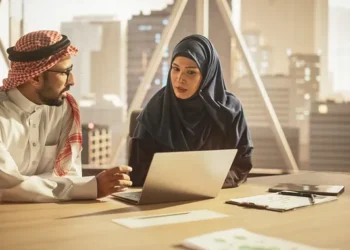 Innovation and cooperation: embracing diversity and contemporary HR procedures to influence the Middle East's workplace of the future.