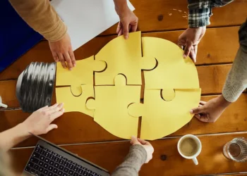 How to Collaborate When Trust Is Thin: Leading with Composure and Clarity