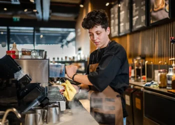 From Check-Ins to Community: How HR Can Turn Hospitality into a Movement