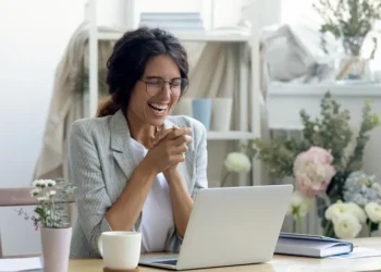 Reimagining Recognition: 20 Meaningful Rewards to Uplift Remote & Hybrid Teams