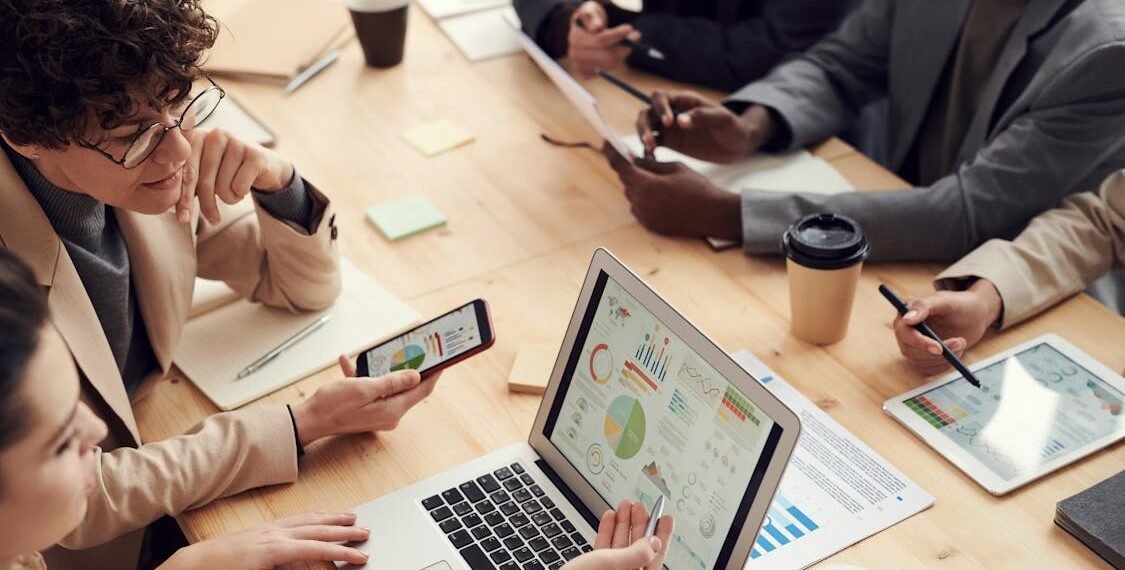 Charting the Course: HR’s Shifting Tides – May 2025 Refle-wincwire