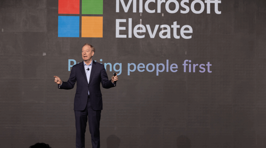 Microsoft Launches Programme to Train 305,000 UAE Workers and Students in AI Skills