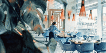 Five Scheduling Habits That Reduce No-Shows and Burnout in Hospitality