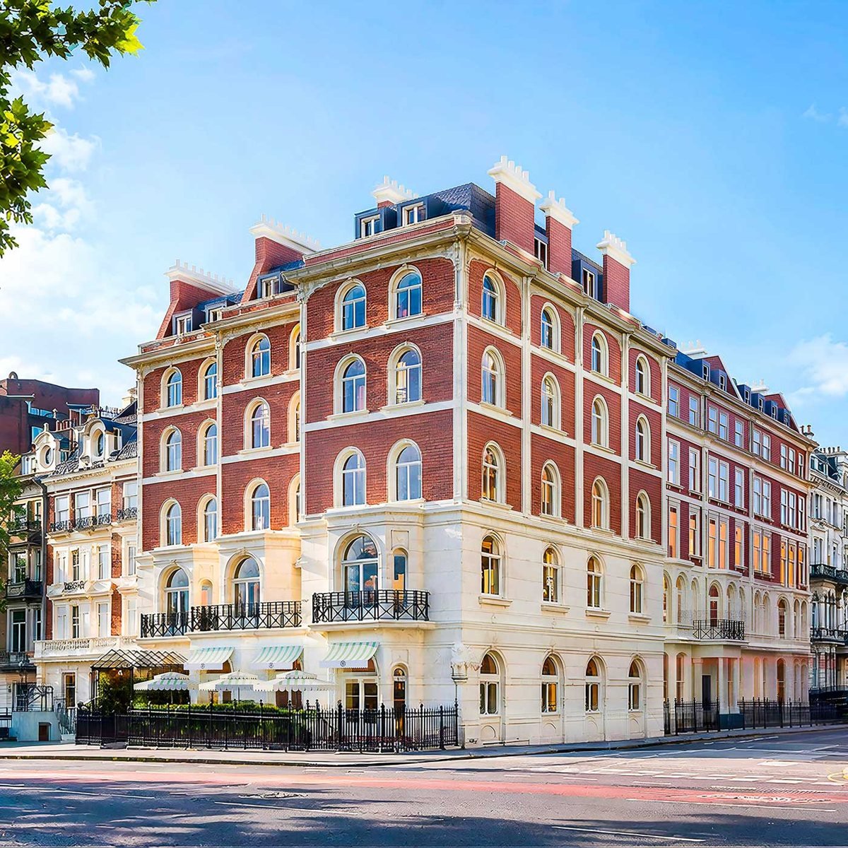Delano London exterior visual overlooking the Hyde Park neighbourhood