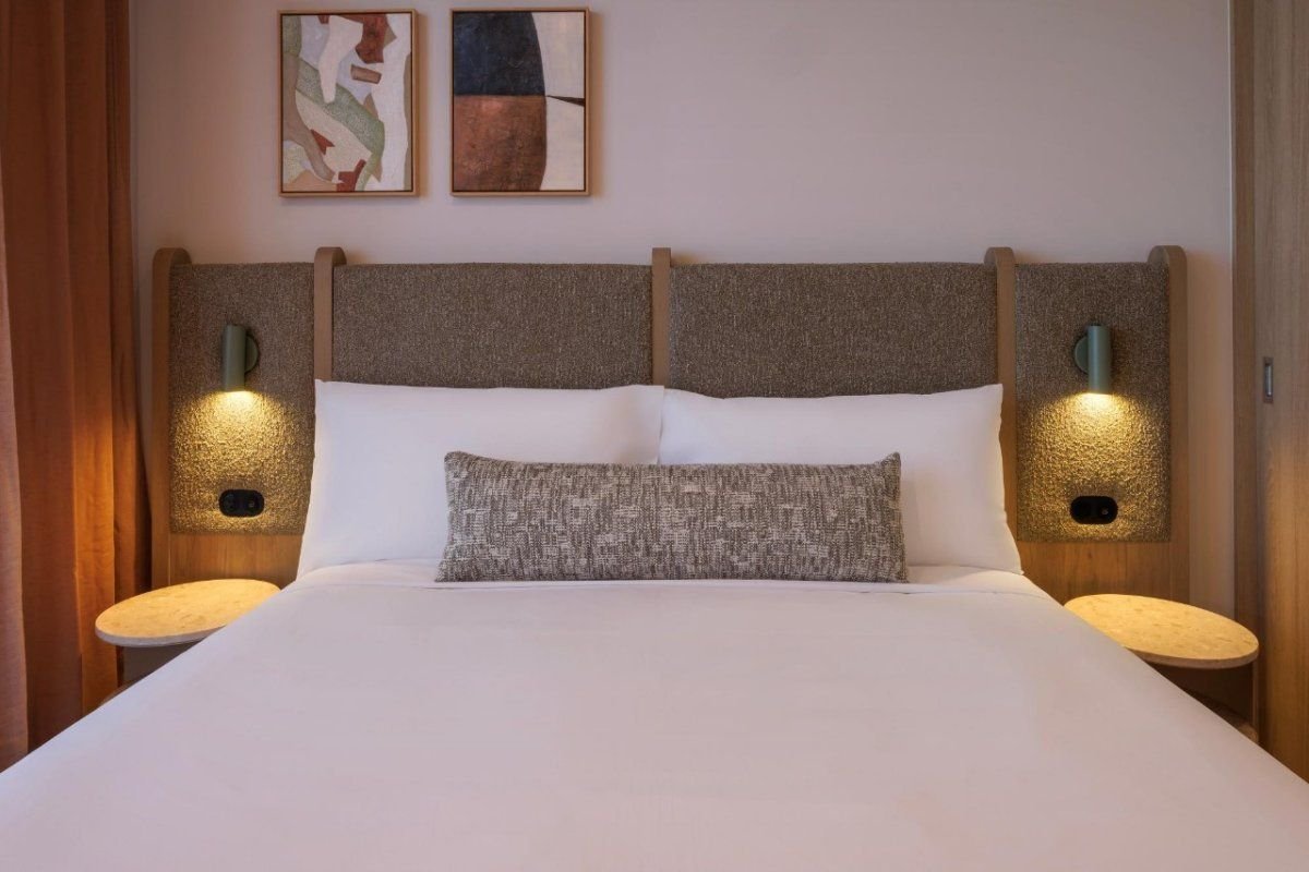 Studio Deluxe bedroom at Oakwood Epping Melbourne