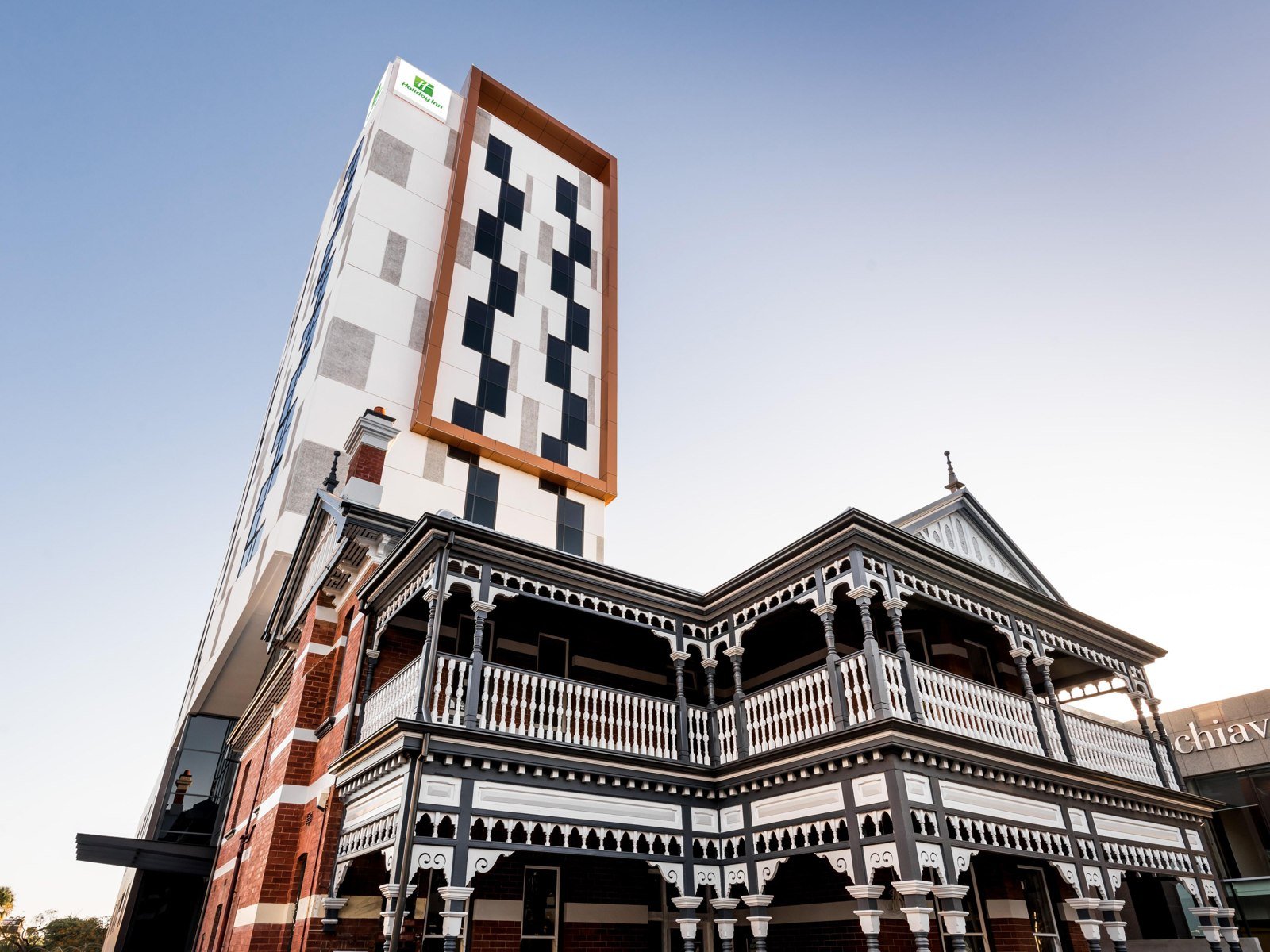 Holiday Inn West Perth accommodation tower and heritage frontage